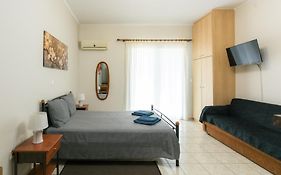 Central Cozy Apartment 3